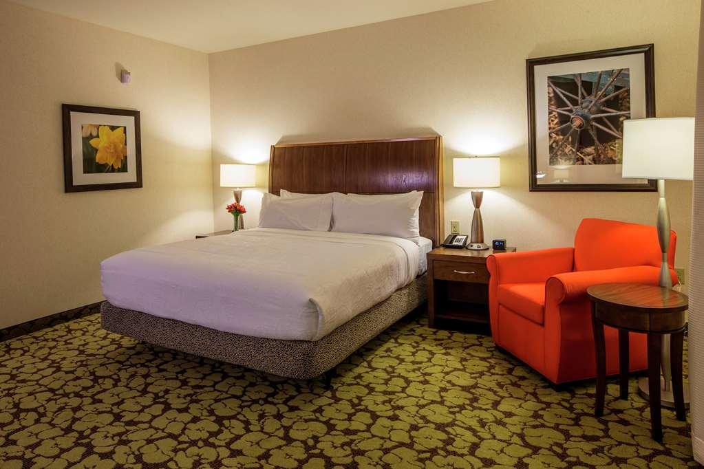 Hilton Garden Inn Uniontown Cameră foto